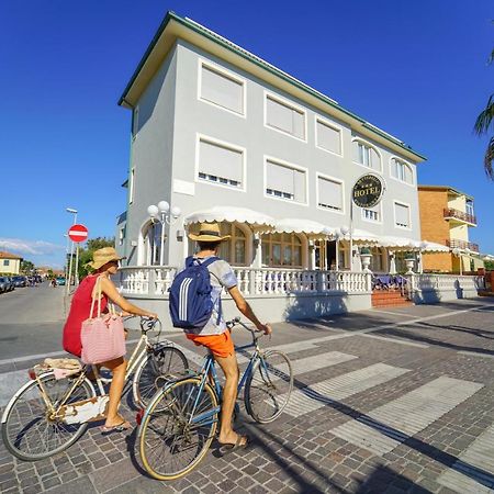 Hg Hotel Il Settebello Марина-ди-Чечина Экстерьер фото