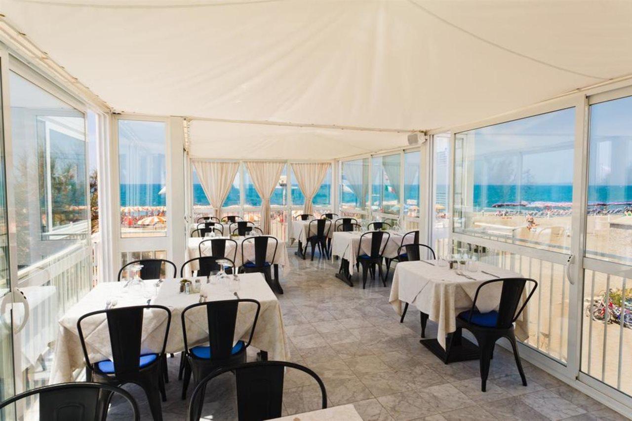 Hg Hotel Il Settebello Марина-ди-Чечина Экстерьер фото