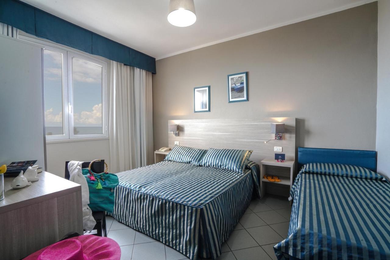 Hg Hotel Il Settebello Марина-ди-Чечина Экстерьер фото