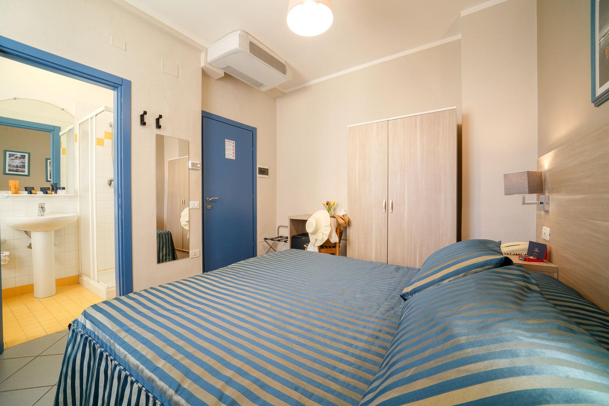 Hg Hotel Il Settebello Марина-ди-Чечина Экстерьер фото