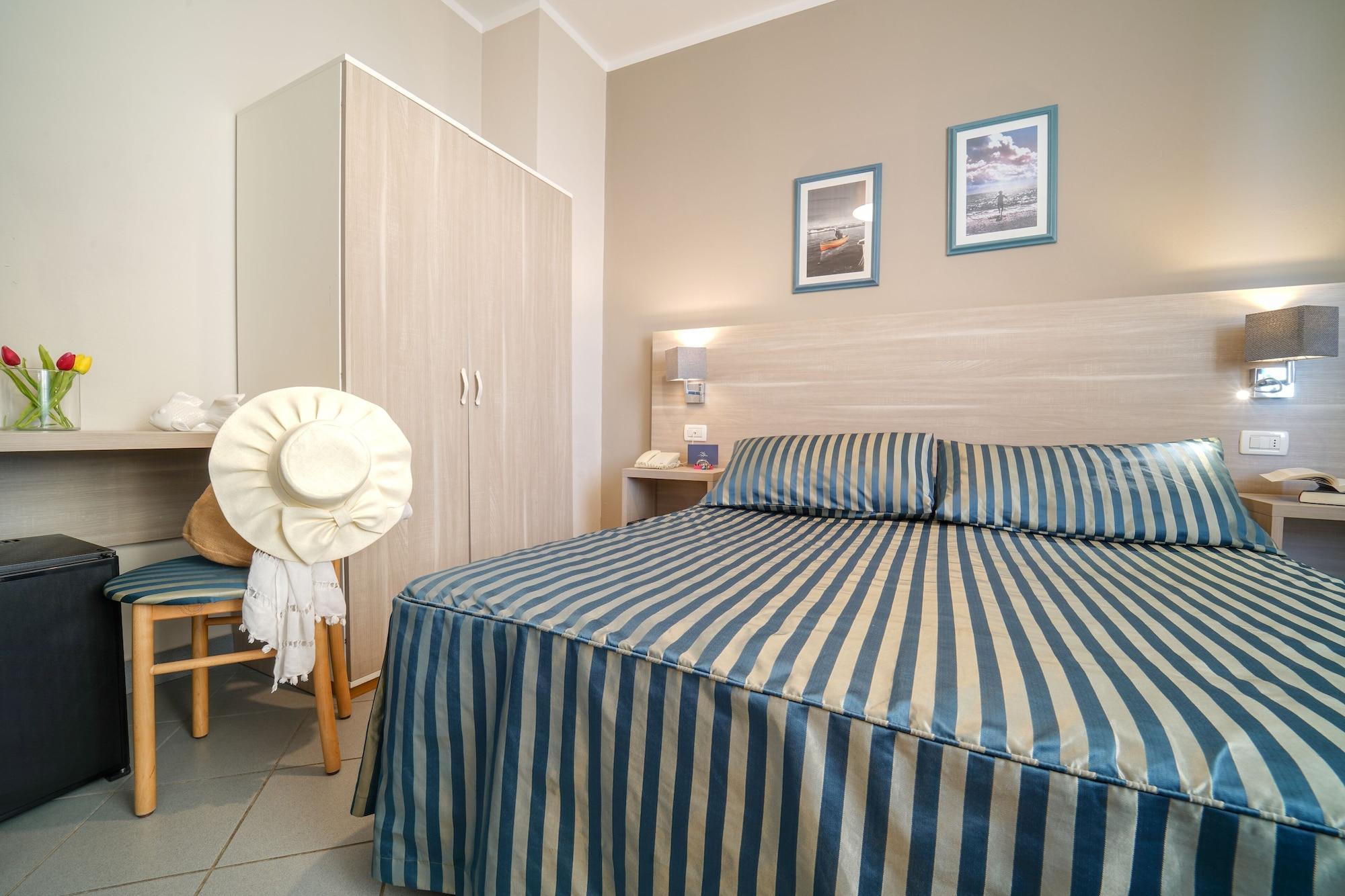 Hg Hotel Il Settebello Марина-ди-Чечина Экстерьер фото
