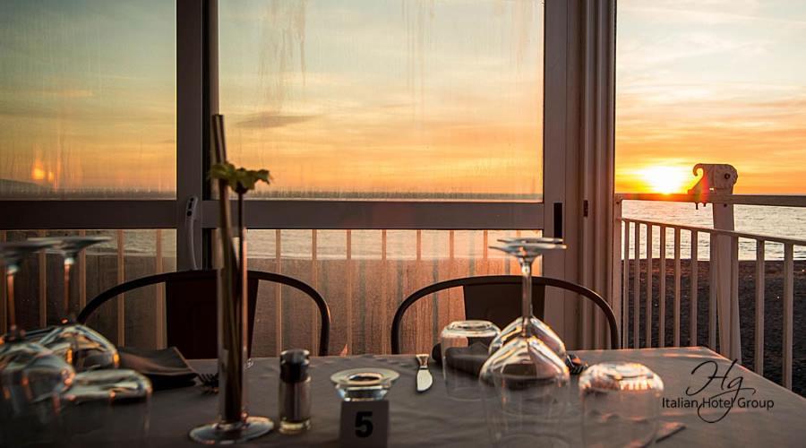 Hg Hotel Il Settebello Марина-ди-Чечина Экстерьер фото