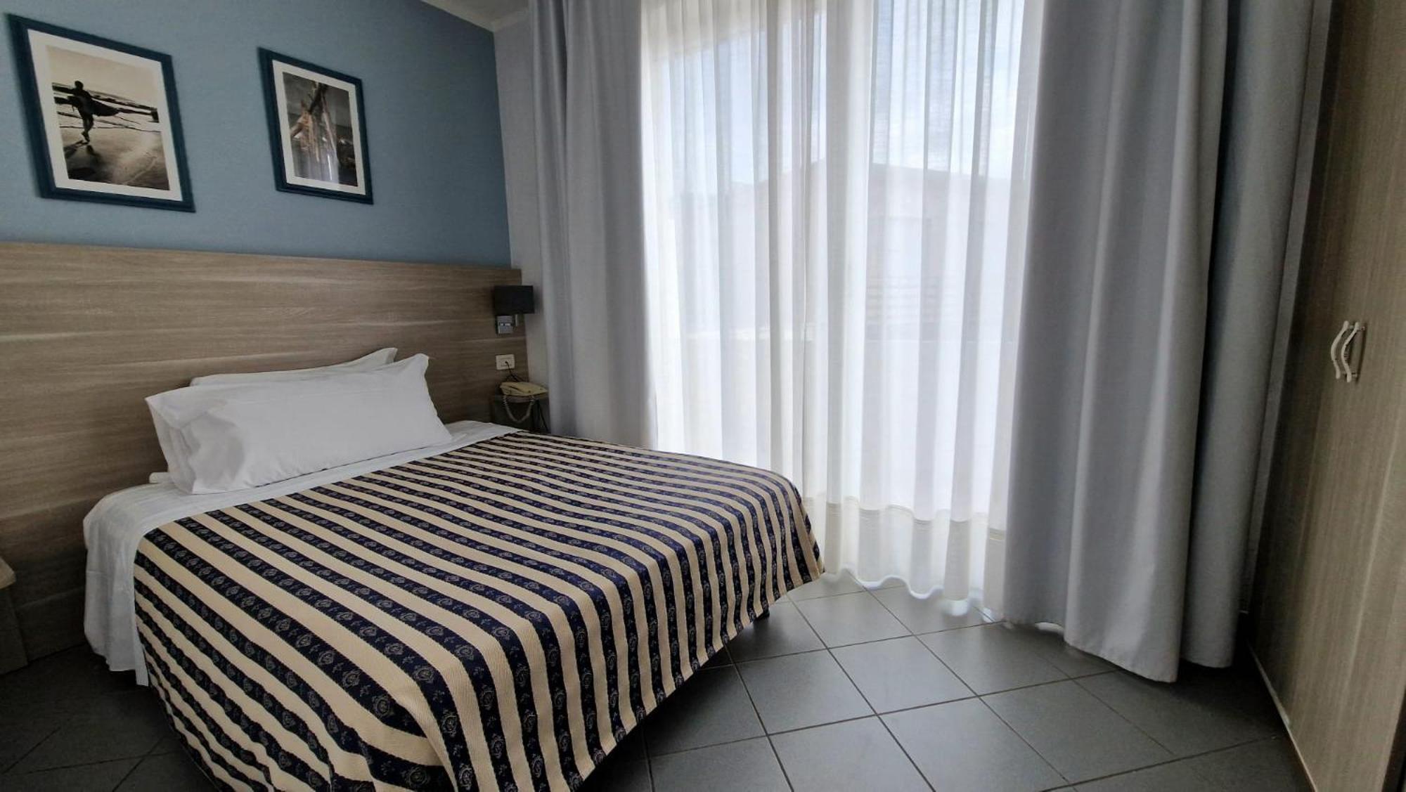 Hg Hotel Il Settebello Марина-ди-Чечина Экстерьер фото